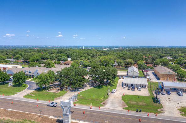 Office For Sale: 2461 Loop 337, New Braunfels, TX 78130